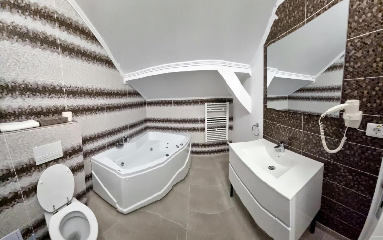 Vila Bun Băile Felix Exteriör bild